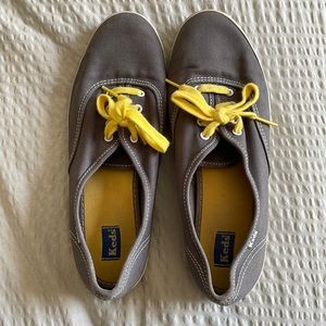Lightly worn Keds Sneakers